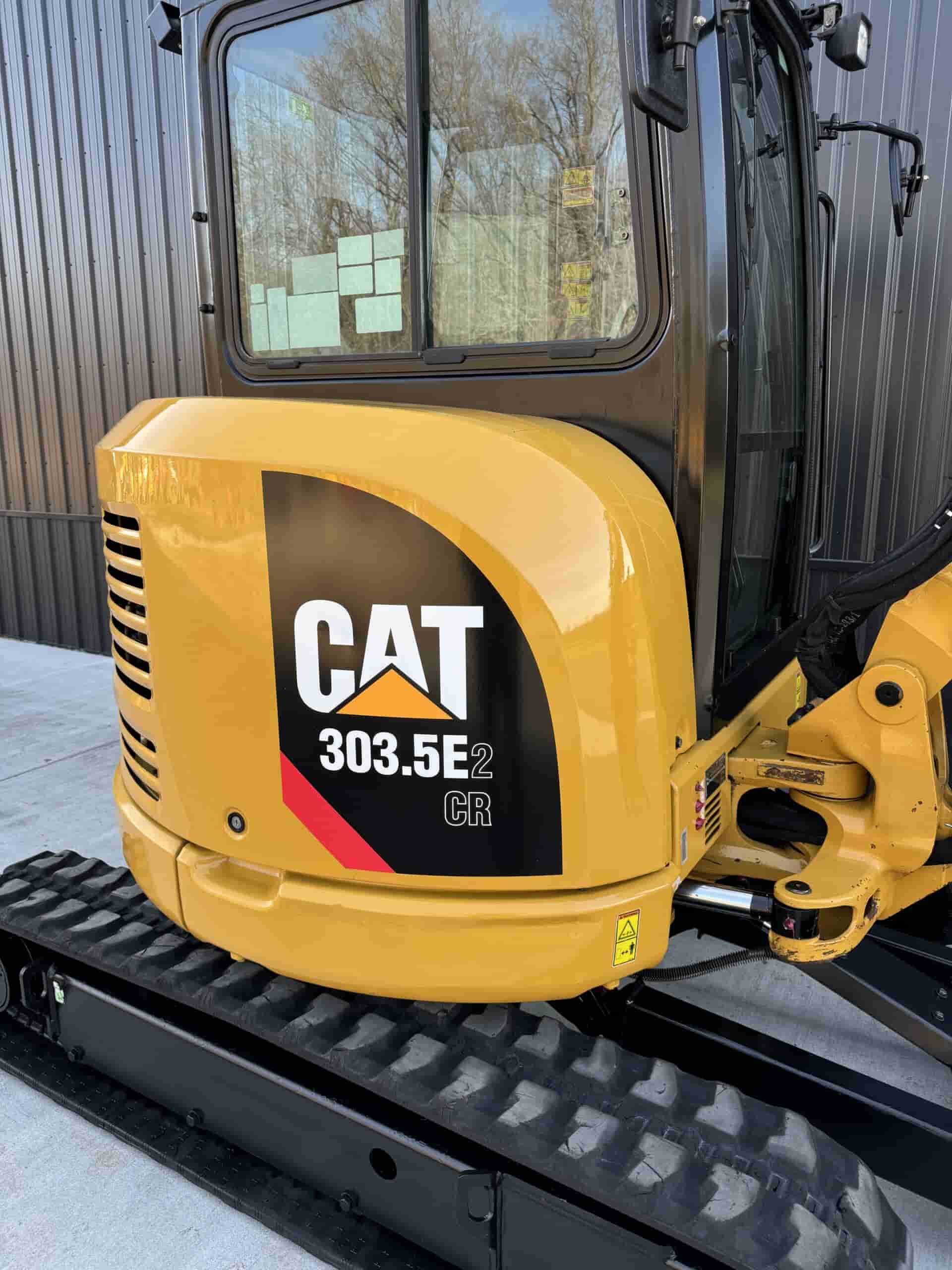 2020 CAT 303.5E2 CLEAN!
